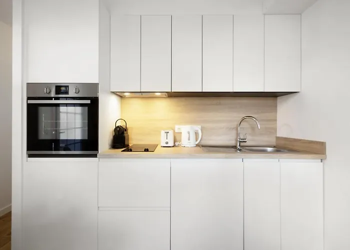 Painel - 3 Etoiles - Welkeys Apartman Biarritz