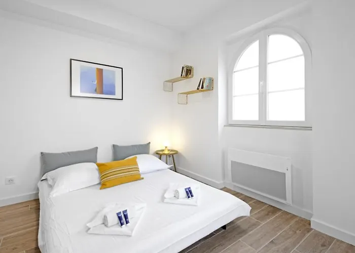 Painel - 3 Etoiles - Welkeys * Biarritz