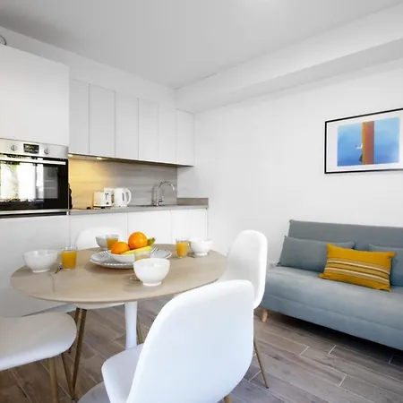 Painel - 3 Etoiles - Welkeys Apartment *